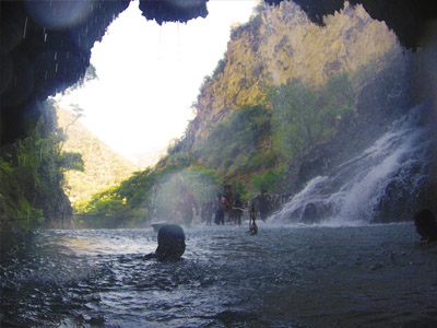 Grutas Tolantongo | Carvern